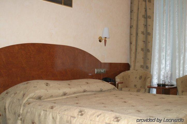 באיה מארה Hotel Carpati חדר תמונה